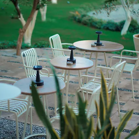 Aparthotel House Of 4*