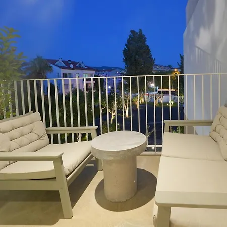 Aparthotel House Of