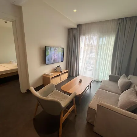 House Of 4* マルマリス