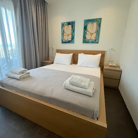 House Of 公寓式酒店